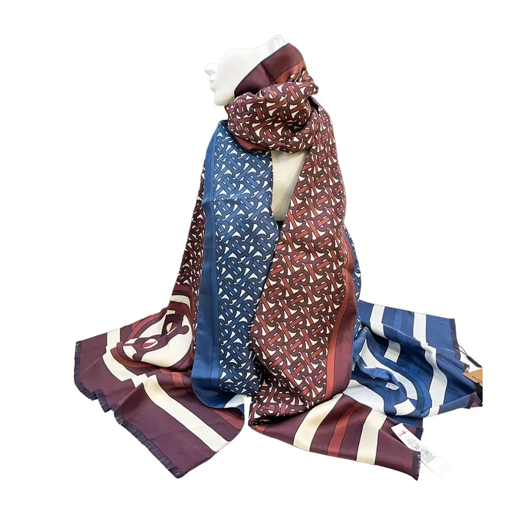 Khăn Burberry Lụa In Họa Tiết Trừu Tượng