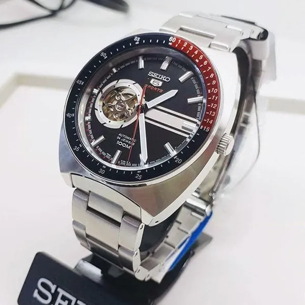 Đồng Hồ Nam 5 Sport SSA329K1 Màu Bạc Đen