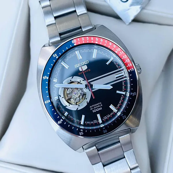 Đồng Hồ Nam 5 Sport SSA329K1 Màu Bạc Đen