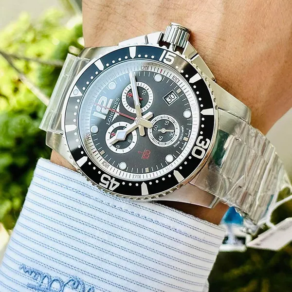 Đồng Hồ Nam Longines L3.843.4.56.6 Màu Bạc Đen