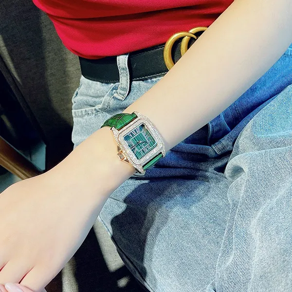 Đồng Hồ Nữ Christian Van Sant Radieuse Quartz Green Dial CV4424 Màu Xanh Green