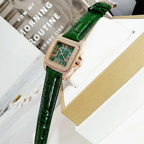 Đồng Hồ Nữ Christian Van Sant Radieuse Quartz Green Dial CV4424 Màu Xanh Green