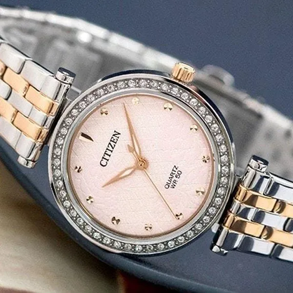 Đồng Hồ Nữ Citizen Quartz Crystal Pink Dial Ladies Watch ER0218-53X Màu Bạc Hồng
