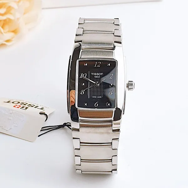 Đồng Hồ Nữ Tissot T-Classic T10 Polished Stainless Steel Black Dial T073.310.11.057.00 Màu Bạc Đen