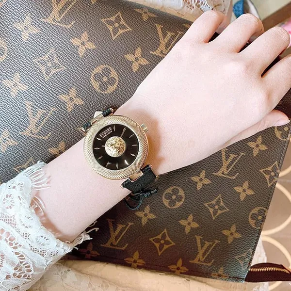 Đồng Hồ Nữ Versace Versus Brick Lane Màu Vàng Đen