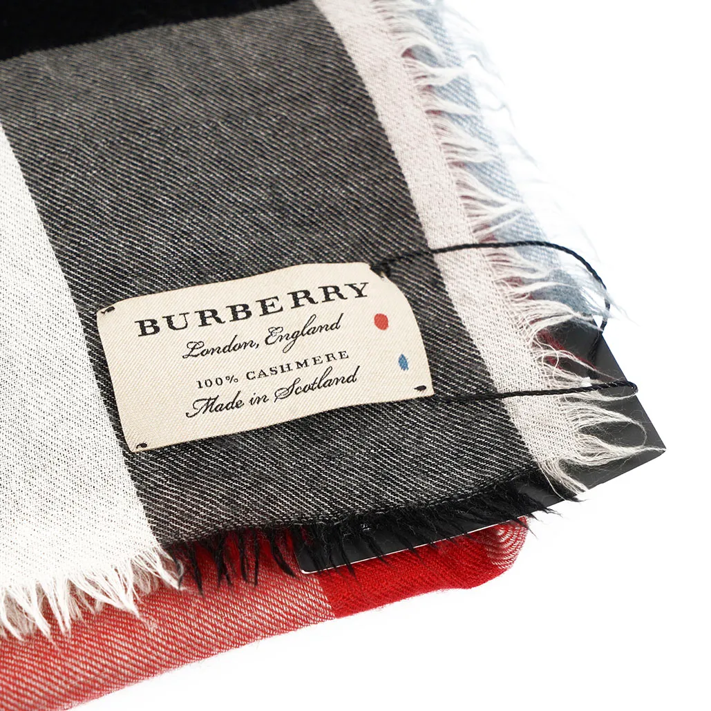 Khăn Burberry Len Cashmere Đan Chéo