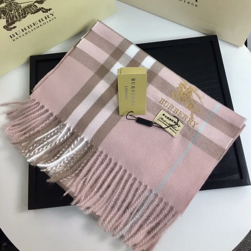 Khăn Burbery Cashmere Dệt Kim