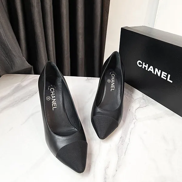 Giày Cao Gót Nữ Chanel Leather Pumps Màu Đen Size 36.5