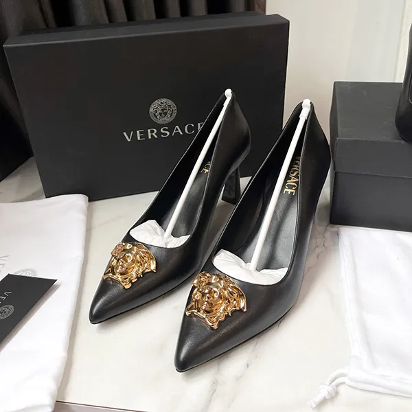 Giày Cao Gót Nữ Versace La Medusa Logo Pumps Màu Đen Size 37