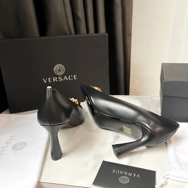 Giày Cao Gót Nữ Versace La Medusa Logo Pumps Màu Đen Size 37