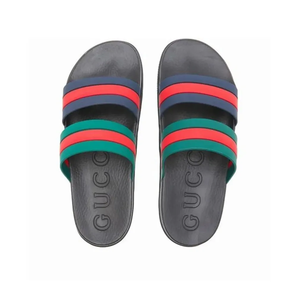 Dép Gucci Rubber Slides với Chi Tiết GG