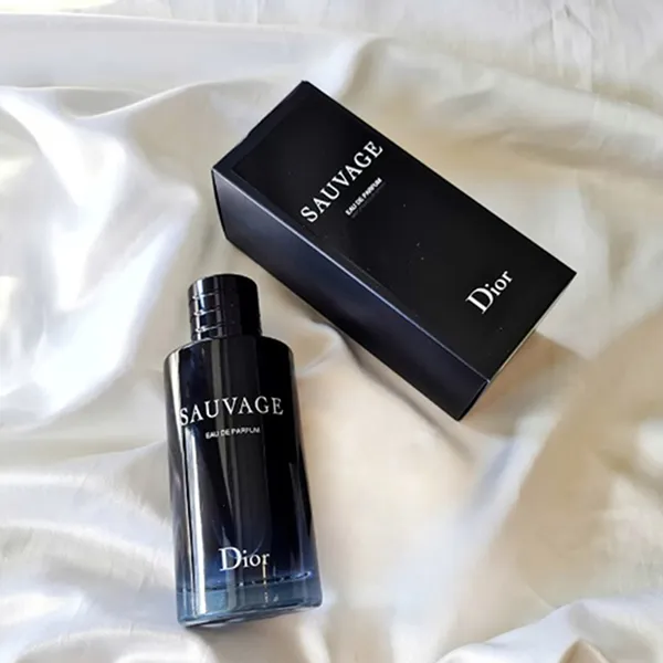Nước Hoa Nam Dior Sauvage Eau De Parfum 200ml