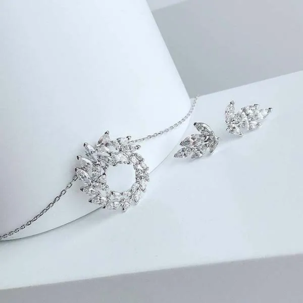 Set Dây Chuyền Và Khuyên Tai Swarovski Louison Pendant White Rhodium Plated Màu Bạc Trắng