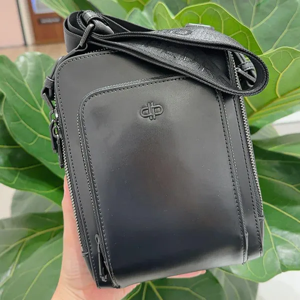 Túi Đeo Chéo Nam Pedro Icon Leather Sling Bag PM2-26320214_BLACK Black Màu Đen