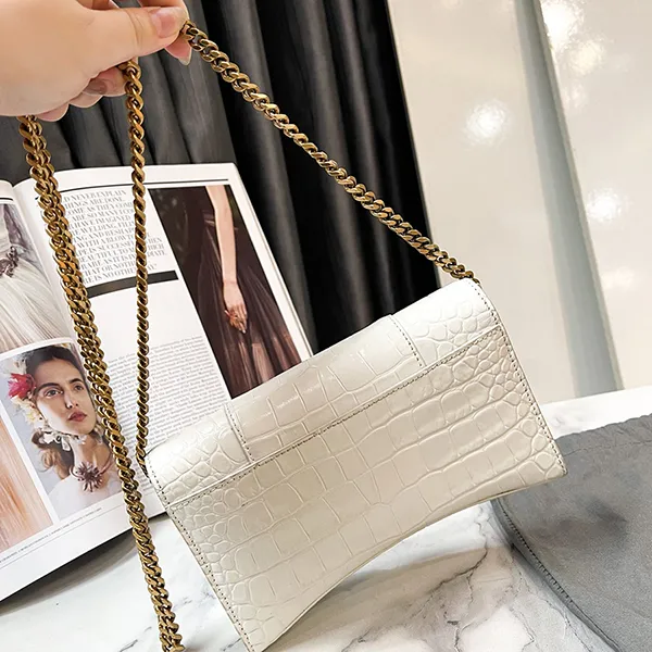 Túi Đeo Chéo Nữ Balenciaga Embossed Hourglass Wallet On Chain Màu Trắng