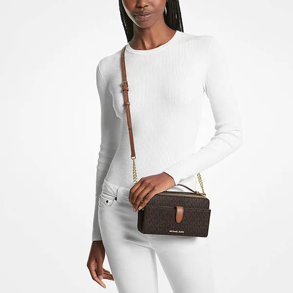 Túi Đeo Chéo Nữ Michael Kors MK Medium Logo Zip Phone Crossbody Bag 35F2GTTC2B Màu Nâu