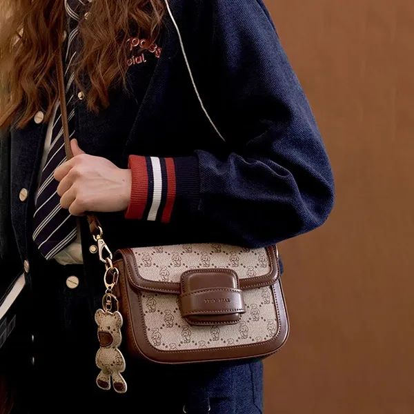 Túi Đeo Chéo Nữ TTWN BEAR TN2883 Màu Xám/Nâu