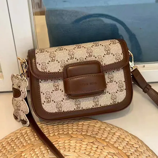 Túi Đeo Chéo Nữ TTWN BEAR TN2883 Màu Xám/Nâu