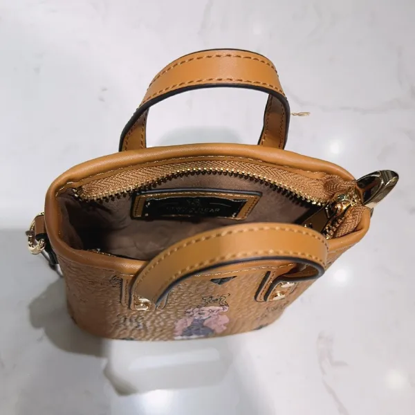 Túi Đeo Chéo Nữ TTWN BEAR TN3259 Màu Nâu Khaki