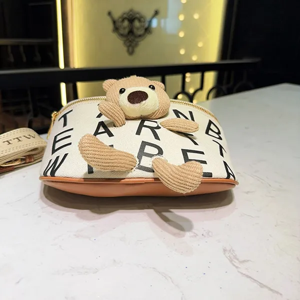 Túi Đeo Chéo Nữ TTWN BEAR TN3689 10040 Màu Be Viền Nâu