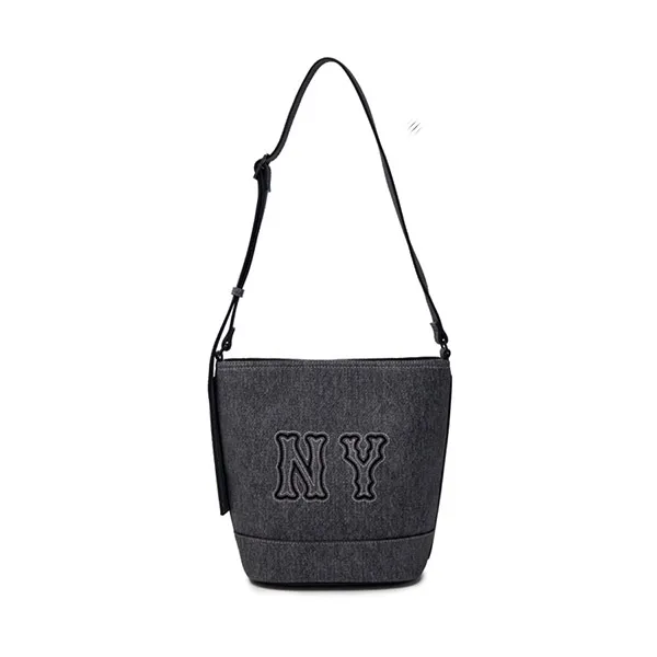 Túi Đeo Vai MLB Denim Coopers Mega Logo New York Yankees Bucket Bag 3ABML054N-50BKS Màu Đen