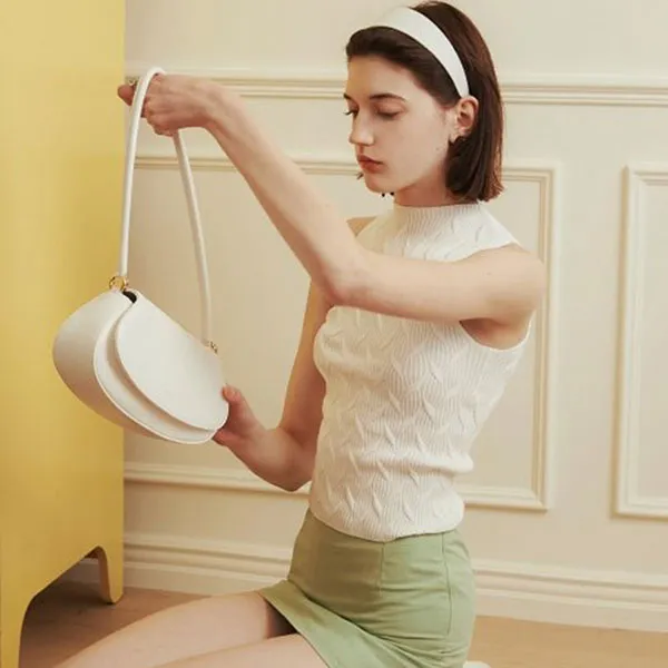 Túi Đeo Vai Nữ Stand Oil Clam Shoulder Bag Màu Trắng - Túi xách - Vua Hàng Hiệu