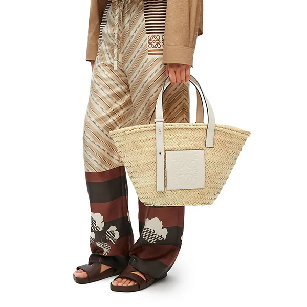 Túi Tote Nữ Loewe Basket Bag In Palm Leaf And Calfskin Medium A223S92X04 Màu Be Trắng - Túi xách - Vua Hàng Hiệu