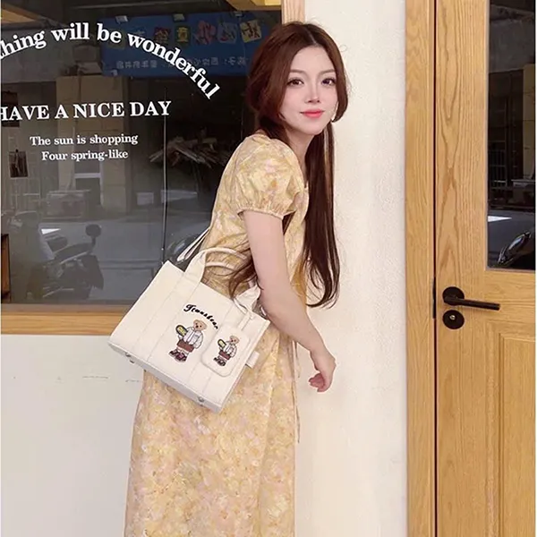Túi Tote Nữ TTWN BEAR TN3761 30040 Màu Be Size S
