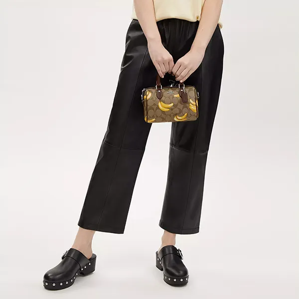 Túi Trống Nữ Coach Mini Rowan Crossbody In Signature Canvas With Banana Print CR246 Màu Khaki Nâu