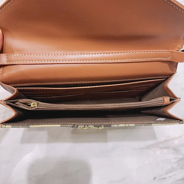Ví Cầm Tay Nữ TTWN BEAR TT2156 Clutch Màu Kẻ Nâu