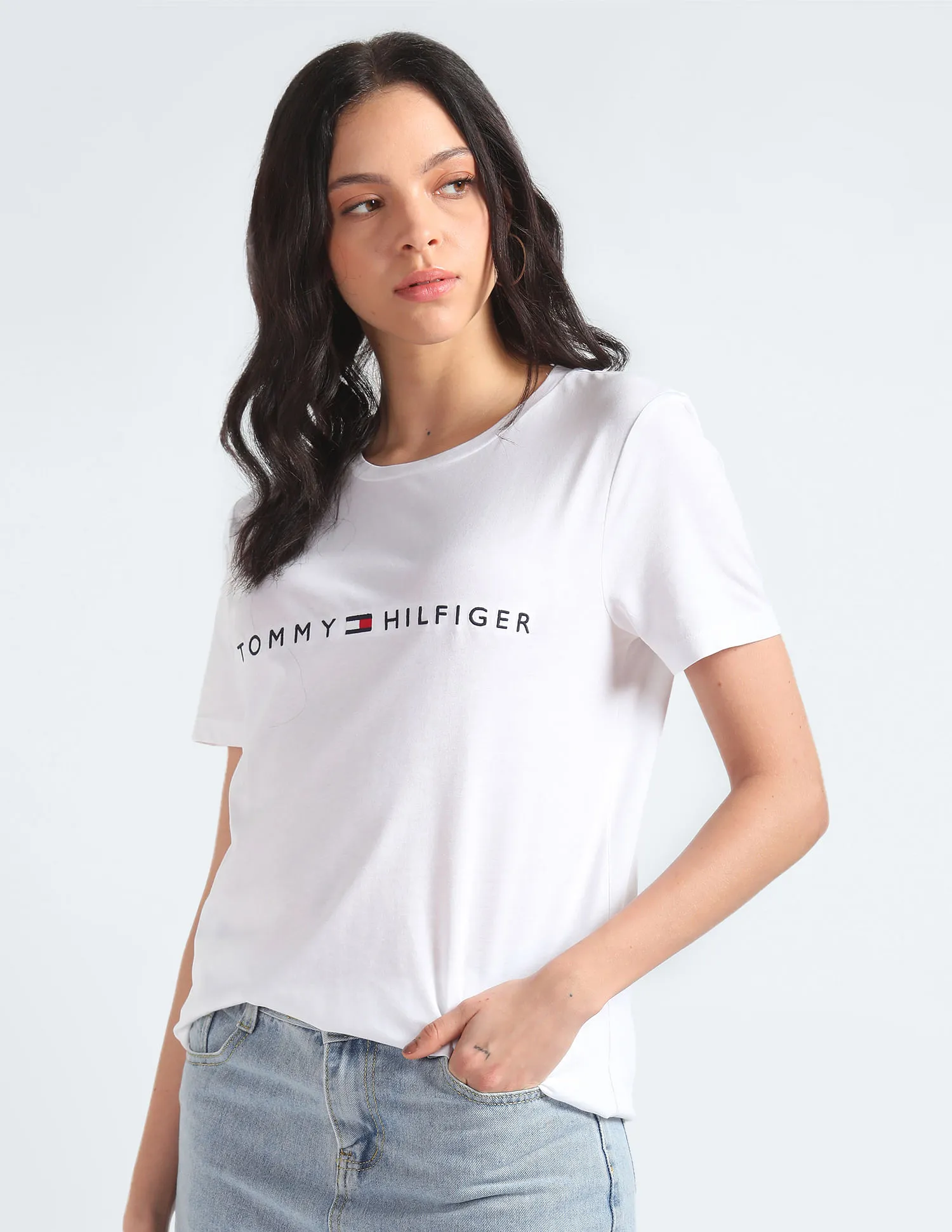 Áo Phông Tommy Hilfiger Embroidered Logo T-Shirt