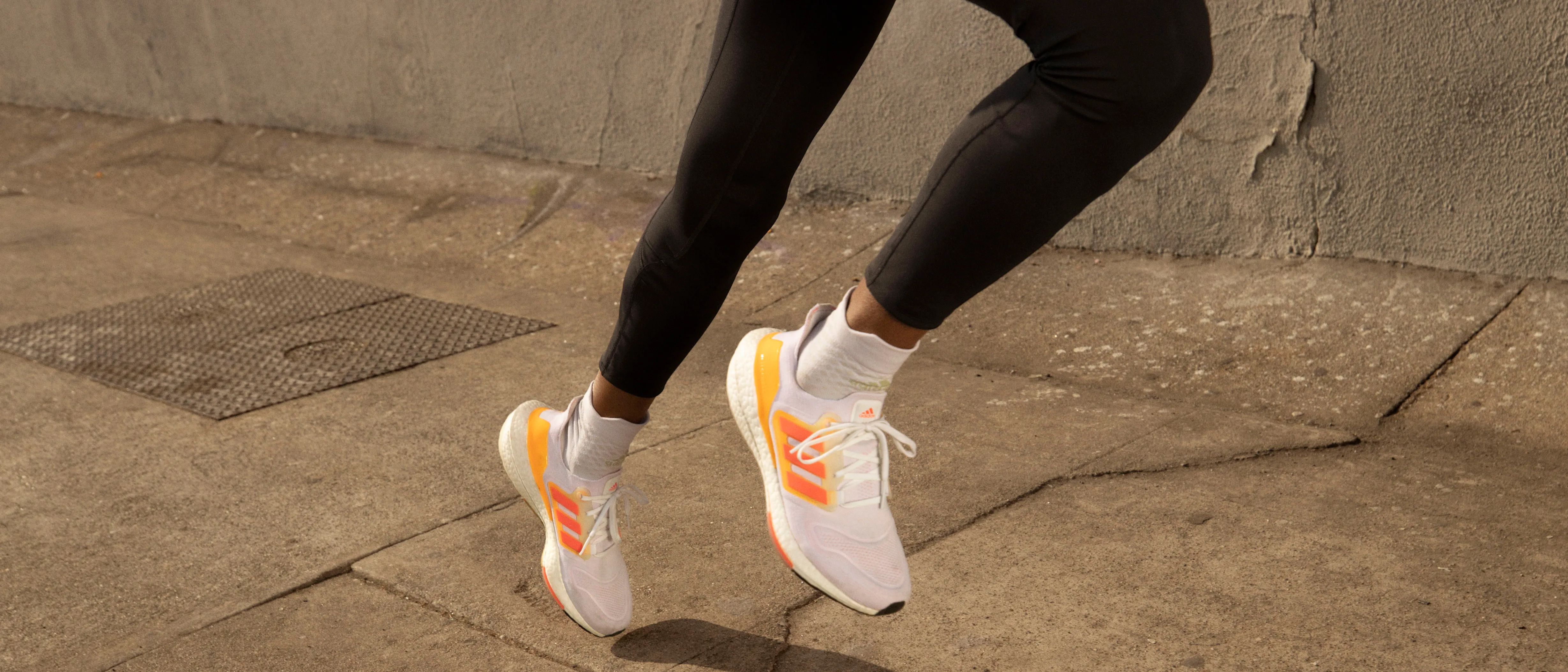 Giày thể thao Adidas Ultraboost 22