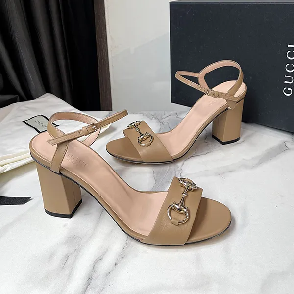 Dép Cao Gót Nữ Gucci Calfskin Miro Soft Horsebit Mid Heel Sandals Màu Be Size 37.5