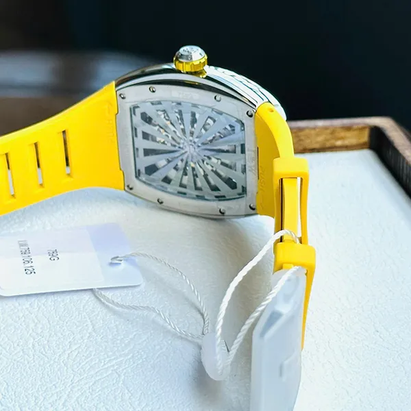 Đồng Hồ Nam I&W Carnival IW759G-DS (IW759G1) Automatic Màu Vàng