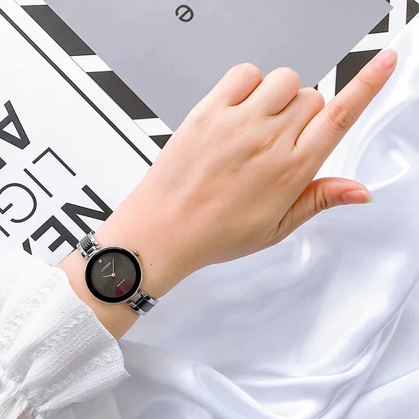 Đồng Hồ Nữ Citizen Eco-Drive EX1538-50E Màu Bạc Đen