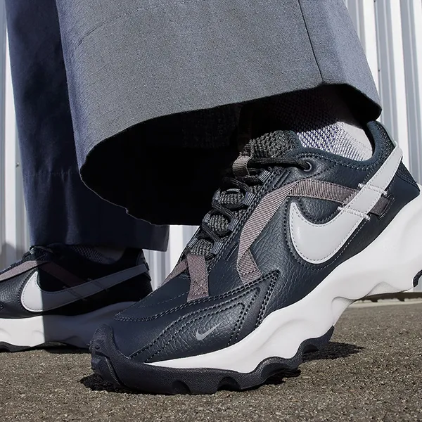 Giày Thể Thao Nữ Nike TC 7900 DD9682-001 Màu Đen Size 41 - Giày - Vua Hàng Hiệu