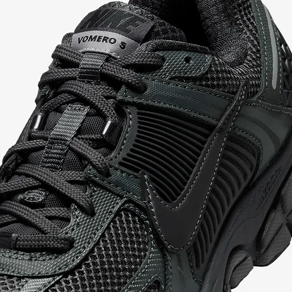 Giày Thể Thao Nữ Nike Zoom Vomero 5 FQ7079-002 Màu Xanh Đen Size 37.5