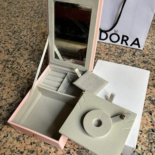 Hộp Đựng Đồ Trang Sức Pandora Pink Jewelry Box Màu Hồng