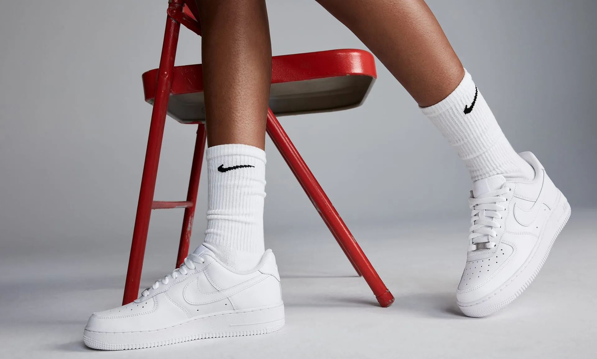 Giày Nike Air Force 1 trắng