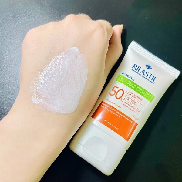 Kem Chống Nắng Hỗ Trợ Kiểm Soát Nhờn Rilastil Acnestil Sebum-Normalizing Cream SPF50+ 40ml - Kem chống nắng - Vua Hàng Hiệu