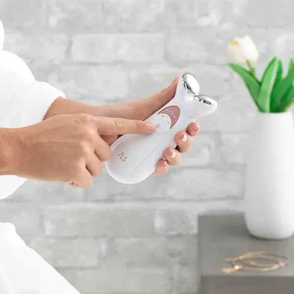 Máy Nâng Cơ Da Mặt Sạch Sâu 7LS Beauty FA7-1400J Màu Trắng - Máy massage - Vua Hàng Hiệu