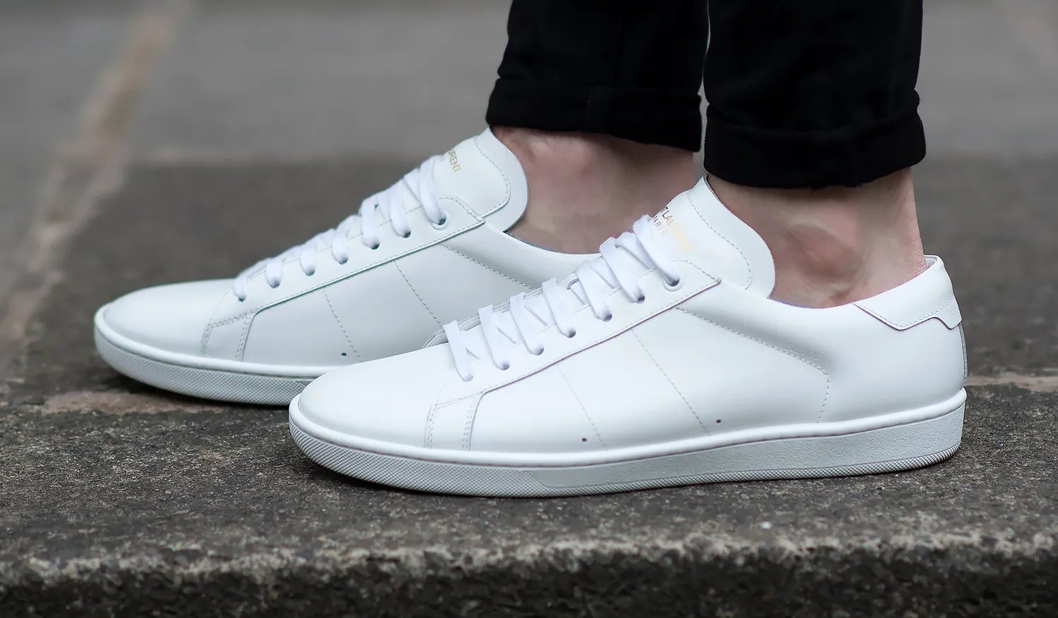 Giày Saint Laurent Court Classic trắng