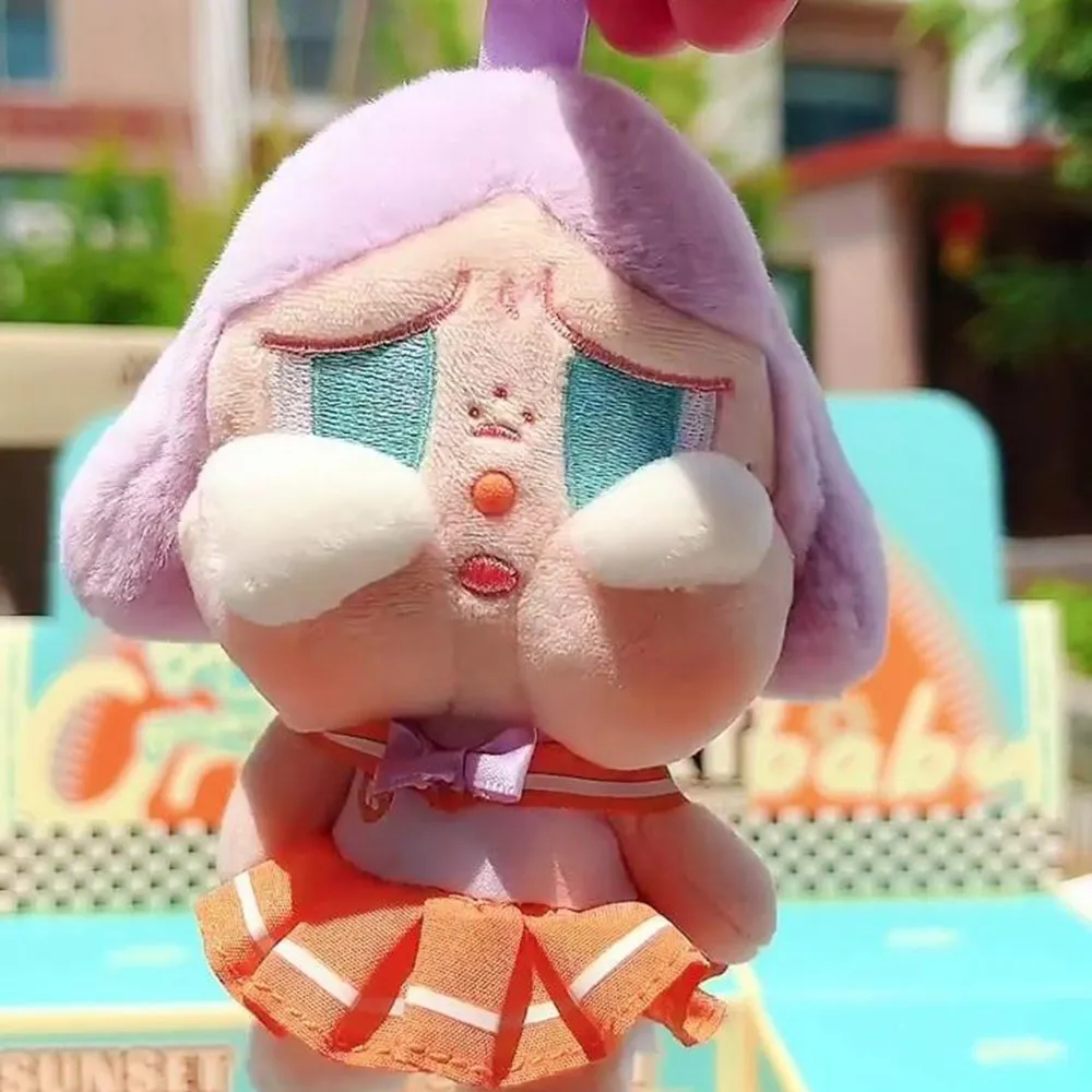 Móc Khóa Pop Mart Crybaby Sunset Concert Series-Plush Pendant Blind Box Màu Cam
