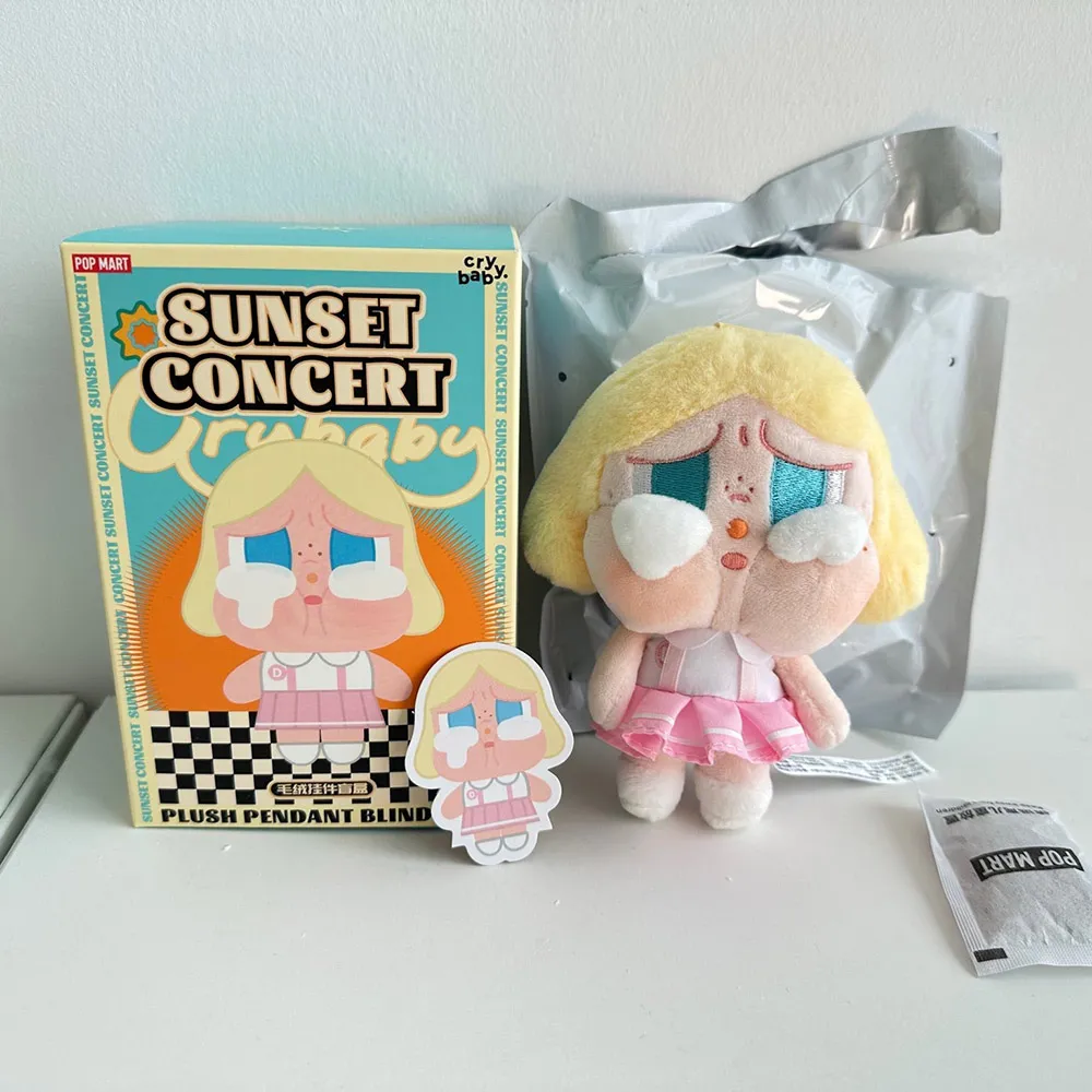 Móc Khóa Pop Mart Crybaby Sunset Concert Series-Plush Pendant Blind Box Màu Hồng Trắng