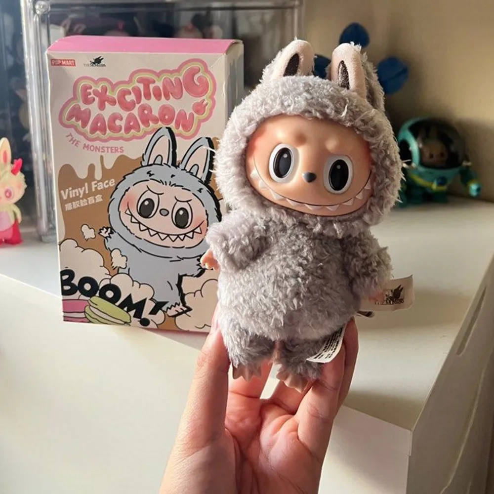 Móc Khóa Pop Mart Labubu Macaron Sesame Bean Màu Xám