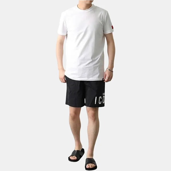Quần Short Nam Dsquared2 Icon D7BM04570.01046 Màu Đen Size 46