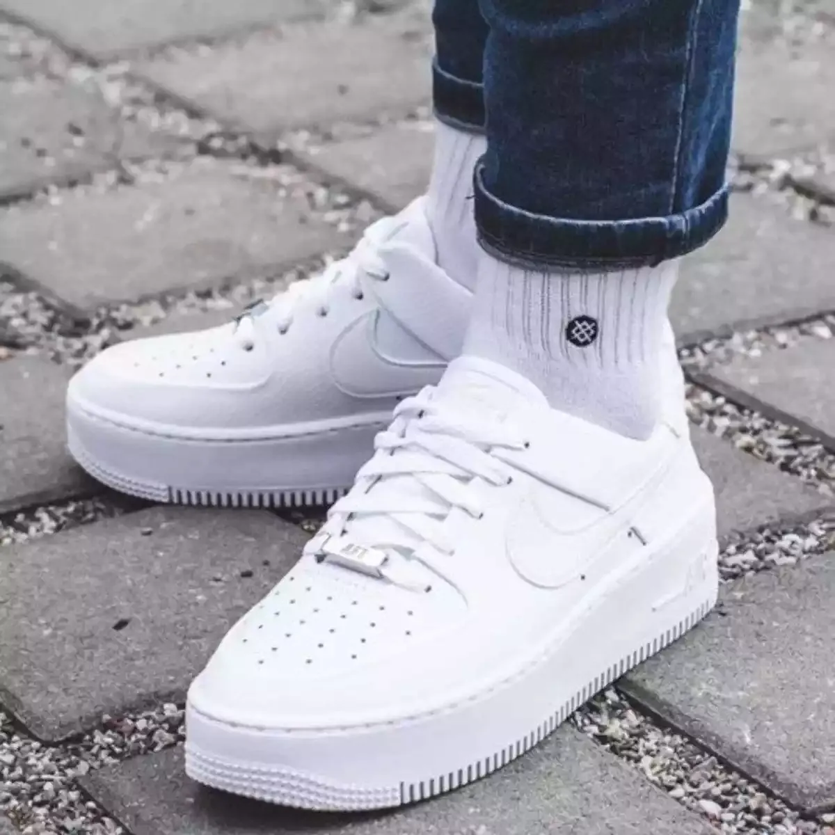 Giày Nike Air Force 1 Sage Low
