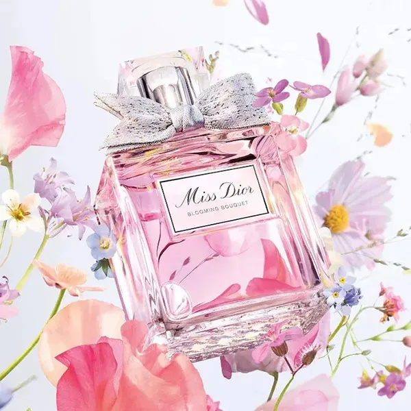 Set Dior Beauty Ritual Holiday 3 Món (Son Dưỡng Addict Lip Glow 001 + Nước Hoa Miss Blooming Bouquet EDT 30ml + Kem Tay 20ml) - Mỹ phẩm - Vua Hàng Hiệu