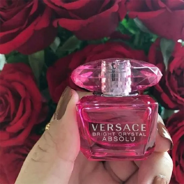 Set Nước Hoa Nữ Versace Bright Crystal Absolu EDP Gift Box 4 Món ((EDP 90ml + EDP 5ml + Shower Gel 100ml + Body Lotion 100ml) - Nước hoa - Vua Hàng Hiệu