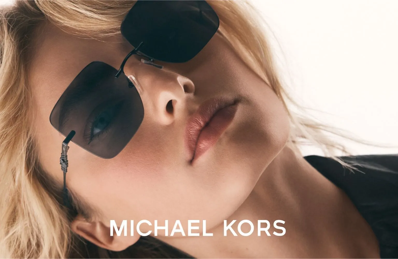 Kính mắt Michael Kors